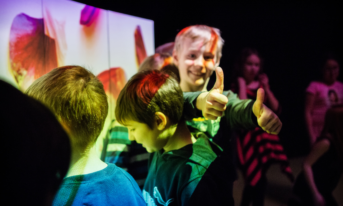 Att stärka den unga publiken genom scenkonst